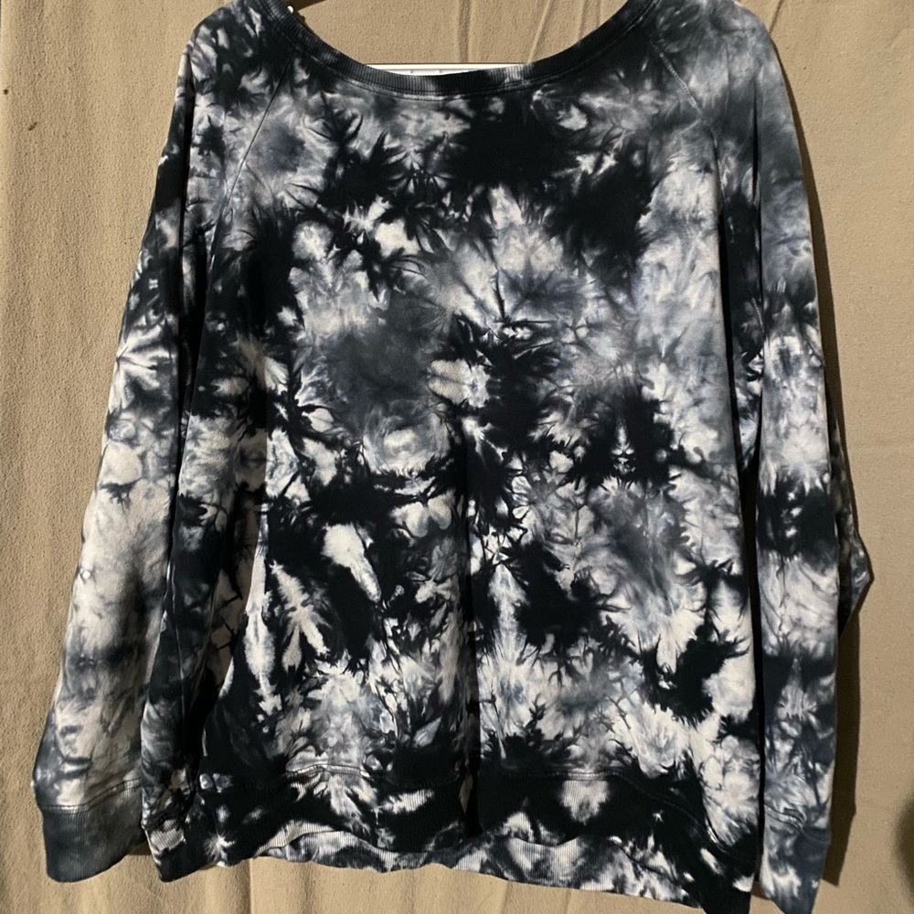 SET: Torrid Black and Gray Tie-Dye Sweat Suit. Size 1. EUC.